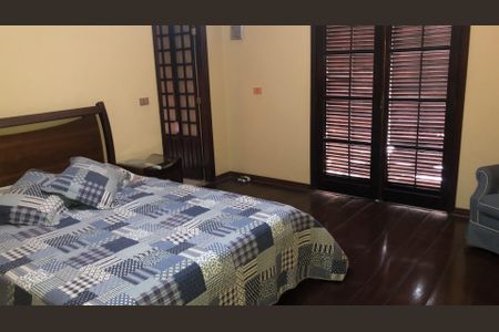 Casa para alugar com 247m², 3 quartos e 5 vagas Casa para alugar com 247m², 3 quartos e 5 vagasQuarto 1