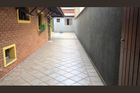 Casa para alugar com 247m², 3 quartos e 5 vagas Casa para alugar com 247m², 3 quartos e 5 vagasÁrea comum