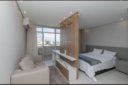 Apartamento à venda com 53m², 1 quarto e sem vaga Apartamento à venda com 53m², 1 quarto e sem vagaSala/Quarto