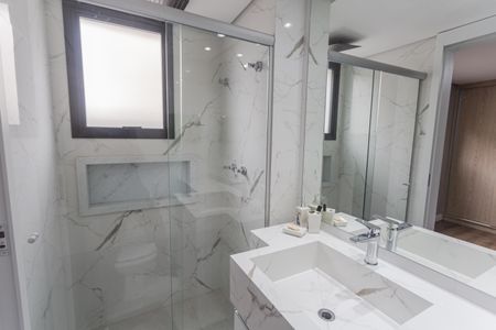 Apartamento à venda com 88m², 2 quartos e 2 vagasBanheiro da Suíte 2