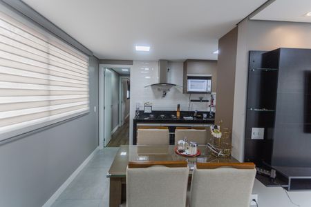 Apartamento à venda com 88m², 2 quartos e 2 vagasCozinha e Área de Serviço