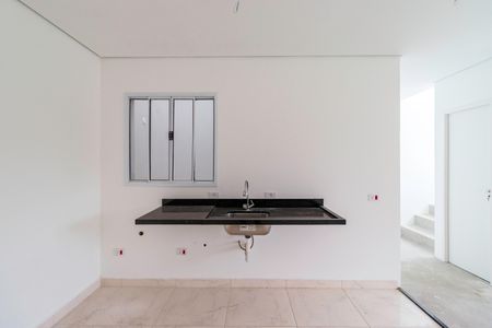 Casa à venda com 80m², 2 quartos e 2 vagas Casa à venda com 80m², 2 quartos e 2 vagasCozinha