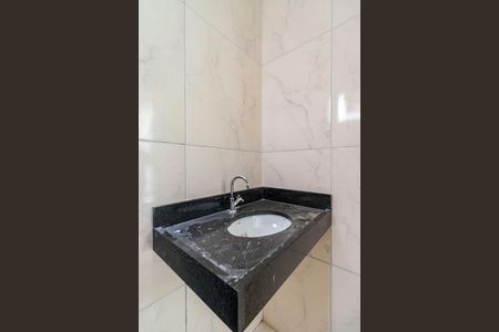 Casa à venda com 80m², 2 quartos e 2 vagas Casa à venda com 80m², 2 quartos e 2 vagasSuíte 2 Banheiro