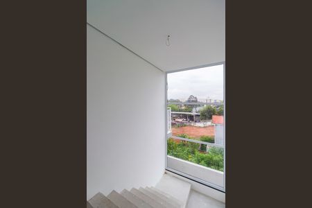 Casa à venda com 80m², 2 quartos e 2 vagas Casa à venda com 80m², 2 quartos e 2 vagasSala