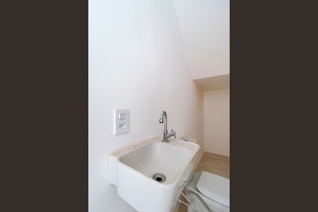 Casa à venda com 80m², 2 quartos e 2 vagas Casa à venda com 80m², 2 quartos e 2 vagasLavabo