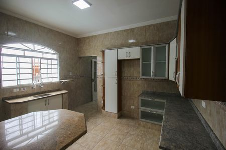 Casa para alugar com 180m², 2 quartos e 1 vaga Casa para alugar com 180m², 2 quartos e 1 vagaCozinha