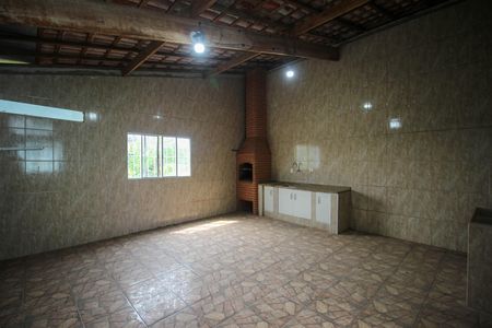 Casa para alugar com 180m², 2 quartos e 1 vaga Casa para alugar com 180m², 2 quartos e 1 vagaChurrasqueira