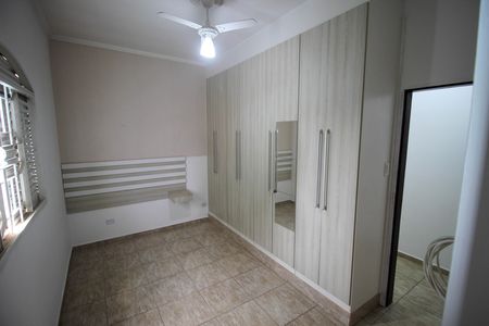 Casa para alugar com 180m², 2 quartos e 1 vaga Casa para alugar com 180m², 2 quartos e 1 vagaSuíte