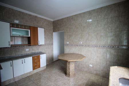 Casa para alugar com 180m², 2 quartos e 1 vaga Casa para alugar com 180m², 2 quartos e 1 vagaCozinha