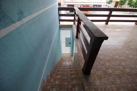 Casa para alugar com 180m², 2 quartos e 1 vaga Casa para alugar com 180m², 2 quartos e 1 vagaVaranda