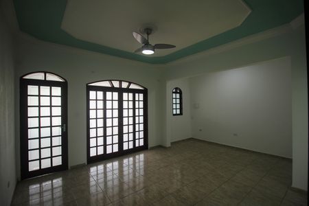 Casa para alugar com 180m², 2 quartos e 1 vaga Casa para alugar com 180m², 2 quartos e 1 vagaSala