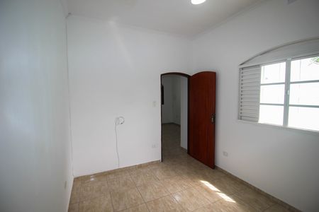 Casa para alugar com 180m², 2 quartos e 1 vaga Casa para alugar com 180m², 2 quartos e 1 vagaQuarto