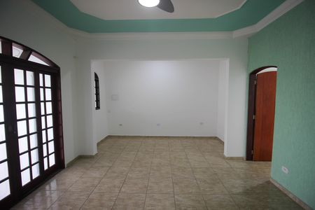 Sala de casa para alugar com 2 quartos, 180m² em Jardim Tatiana, Votorantim