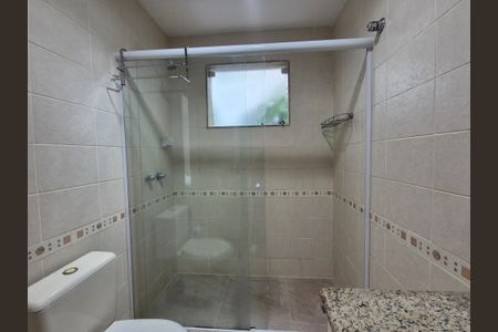 Casa de condomínio à venda com 400m², 4 quartos e 2 vagasBanheiro da Suíte 1