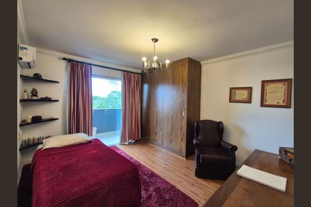 Casa de condomínio à venda com 400m², 4 quartos e 2 vagasSuíte 2