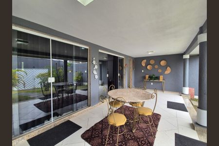 Casa de condomínio à venda com 400m², 4 quartos e 2 vagasVaranda