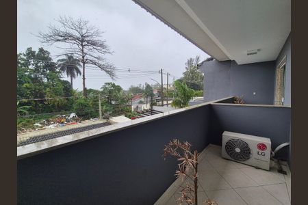 Casa de condomínio à venda com 400m², 4 quartos e 2 vagasVaranda da Suíte 1