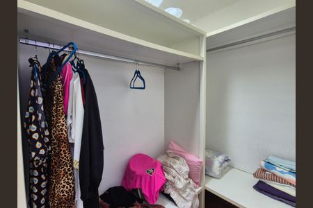 Casa de condomínio à venda com 400m², 4 quartos e 2 vagasCloset da Suíte 3