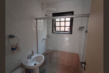 Casa de condomínio à venda com 172m², 3 quartos e 2 vagas Casa de condomínio à venda com 172m², 3 quartos e 2 vagasBanheiro Social