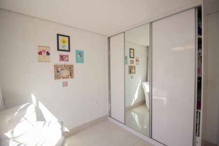 Apartamento à venda com 155m², 3 quartos e 2 vagasQuarto 1