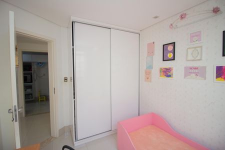 Apartamento à venda com 155m², 3 quartos e 2 vagasQuarto 2