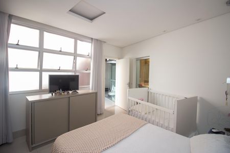 Apartamento à venda com 155m², 3 quartos e 2 vagasSuíte