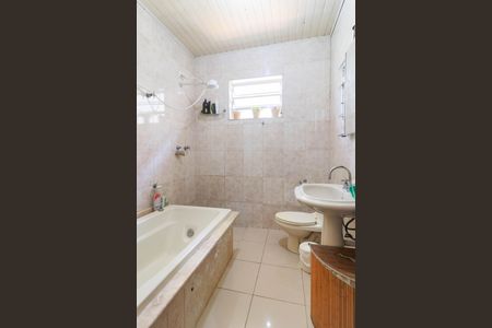 Casa à venda com 250m², 2 quartos e 5 vagasBanheiro