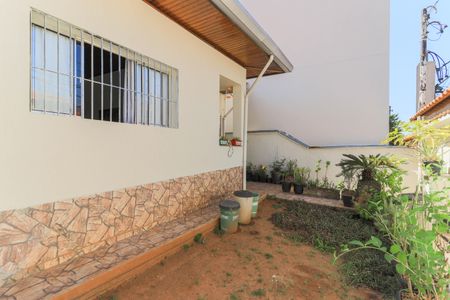 Casa à venda com 250m², 2 quartos e 5 vagasJardim