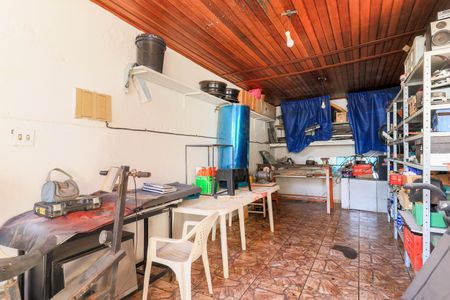 Casa à venda com 250m², 2 quartos e 5 vagasOficina