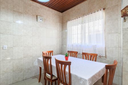 Casa à venda com 250m², 2 quartos e 5 vagasCozinha