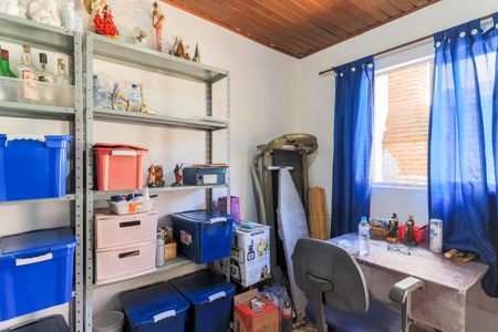 Casa à venda com 250m², 2 quartos e 5 vagasQuarto de Serviço