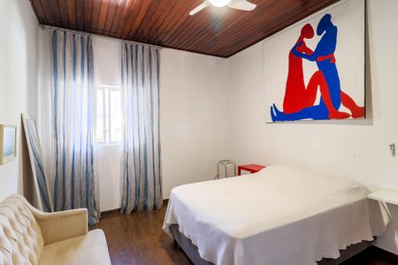 Casa à venda com 250m², 2 quartos e 5 vagasQuarto