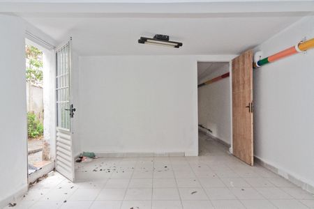 Casa para alugar com 450m², 3 quartos e 2 vagasEdícula - sala