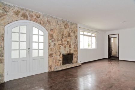 Casa para alugar com 450m², 3 quartos e 2 vagasSala