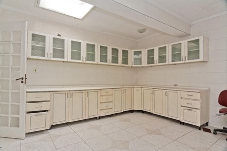 Casa para alugar com 450m², 3 quartos e 2 vagasCozinha