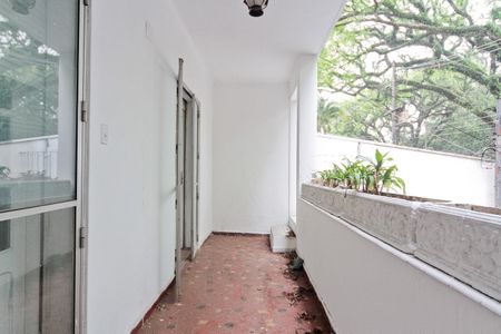 Casa para alugar com 450m², 3 quartos e 2 vagasVaranda