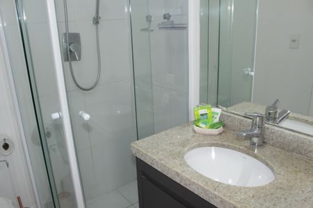 Banheiro de kitnet/studio para alugar com 1 quarto, 22m² em Centro Histórico de São Paulo, São Paulo