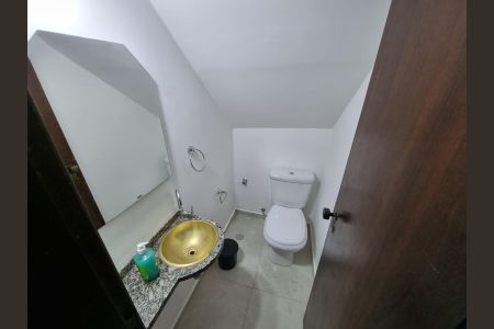 Casa à venda com 130m², 2 quartos e 1 vagaBanheiro