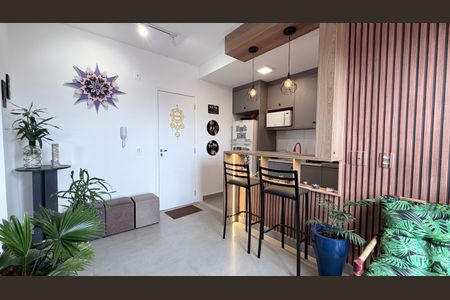 Sala de apartamento para alugar com 1 quarto, 34m² em Parque Industrial, Campinas