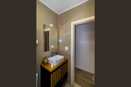 Casa à venda com 125m², 2 quartos e 2 vagas Casa à venda com 125m², 2 quartos e 2 vagasBanheiro Social