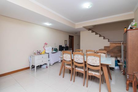 Sala de casa à venda com 3 quartos, 154m² em Vila Nova, Porto Alegre