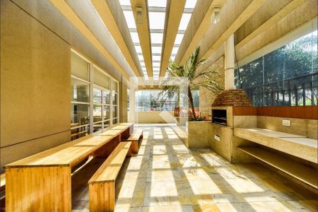 Apartamento para alugar com 180m², 4 quartos e 3 vagas Apartamento para alugar com 180m², 4 quartos e 3 vagasÁrea comum - Churrasqueira