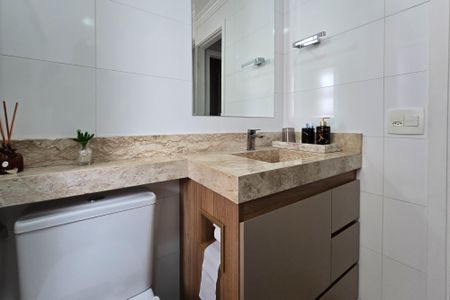 Apartamento para alugar com 180m², 4 quartos e 3 vagas Apartamento para alugar com 180m², 4 quartos e 3 vagasBanheiro Social