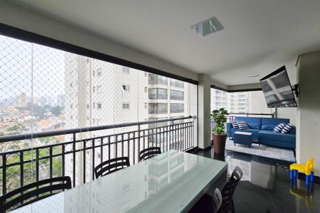Apartamento para alugar com 180m², 4 quartos e 3 vagas Apartamento para alugar com 180m², 4 quartos e 3 vagasSacada