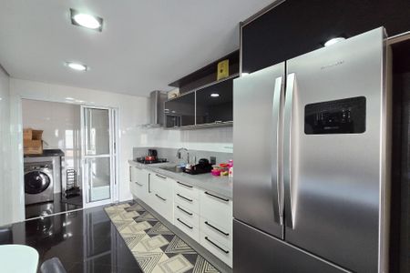 Apartamento para alugar com 180m², 4 quartos e 3 vagas Apartamento para alugar com 180m², 4 quartos e 3 vagasCozinha