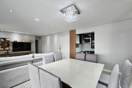 Apartamento para alugar com 180m², 4 quartos e 3 vagas Apartamento para alugar com 180m², 4 quartos e 3 vagasSala