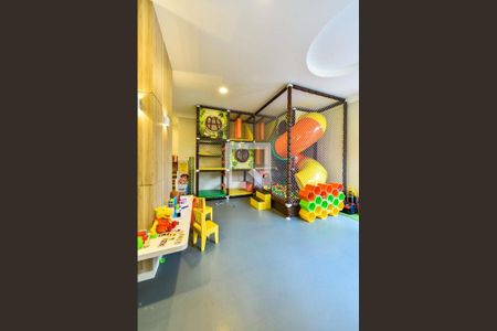 Apartamento para alugar com 180m², 4 quartos e 3 vagas Apartamento para alugar com 180m², 4 quartos e 3 vagasÁrea comum - Brinquedoteca