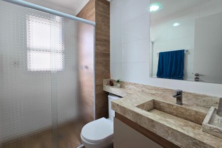Apartamento para alugar com 180m², 4 quartos e 3 vagas Apartamento para alugar com 180m², 4 quartos e 3 vagasBanheiro Social