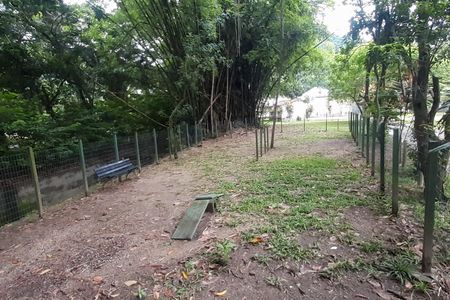 Casa de condomínio para alugar com 78m², 1 quarto e 2 vagas Casa de condomínio para alugar com 78m², 1 quarto e 2 vagasEspaço Pet