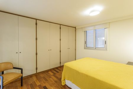 Apartamento à venda com 163m², 3 quartos e 1 vagaSuíte